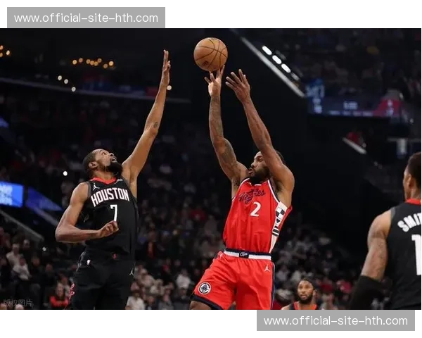 火箭无限夹击伦纳德造快船15次失误 防守策略直击痛点