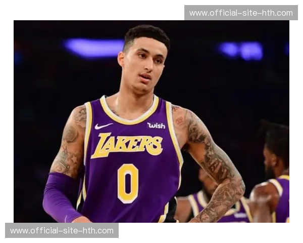 奇才库兹马进攻端输出,但作为前锋承担过多组织任务效率低 奇才库兹马进攻端输出,但作为前锋承担过多组织任务效率低